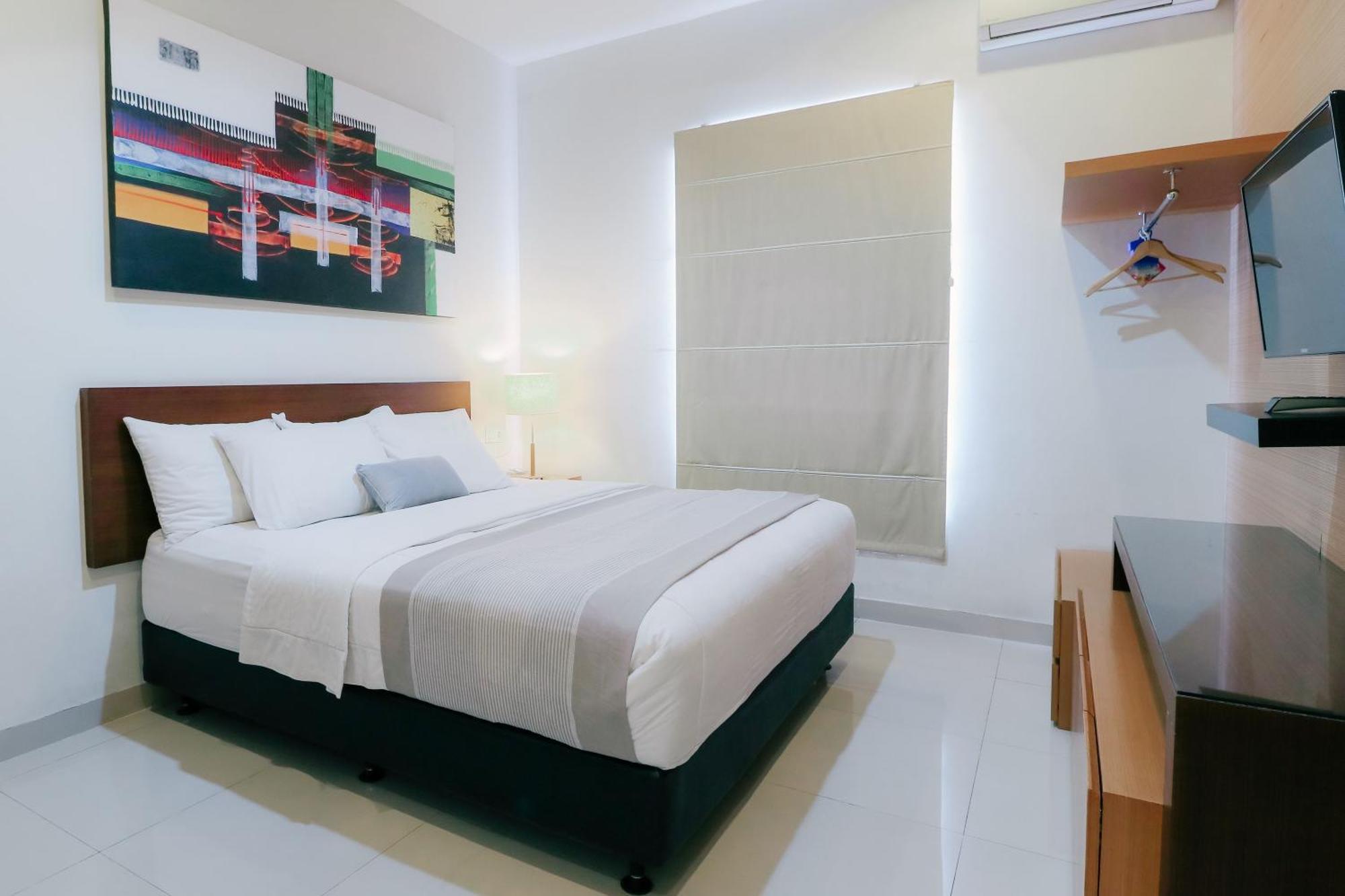 Home Guesthouse Surabaia Exterior foto